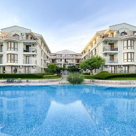 Royal Bay Apartments With Self Check-In Свети-Влас Экстерьер фото